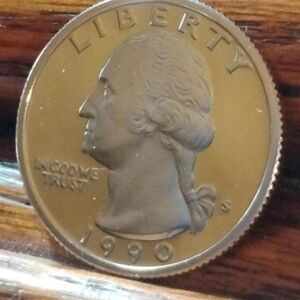 1990 Gold-Toned Collectible Coin